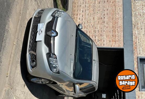 Autos - Renault Sandero 2017 Nafta 128500Km - En Venta