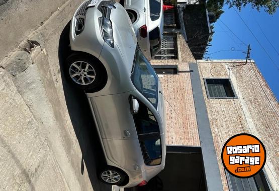 Autos - Renault Sandero 2017 Nafta 128500Km - En Venta