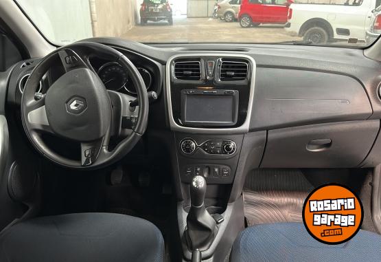 Autos - Renault Sandero 2017 Nafta 128500Km - En Venta