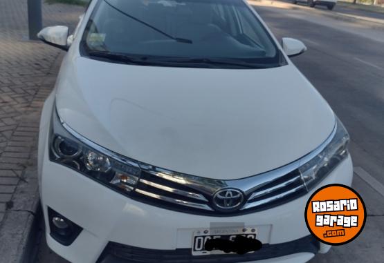 Autos - Toyota 1.8 xei pa kcvr l/14 2015 Nafta 83000Km - En Venta