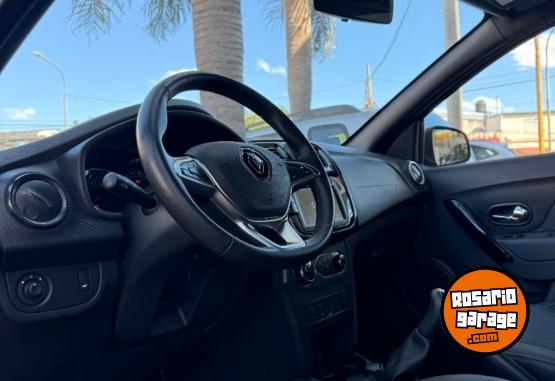 Autos - Renault sandero 2022 Nafta 32000Km - En Venta