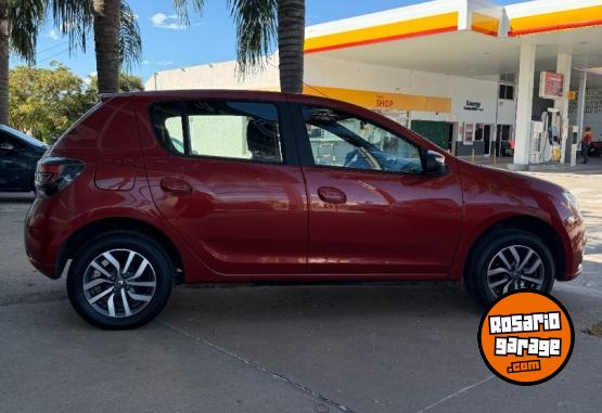 Autos - Renault sandero 2022 Nafta 32000Km - En Venta