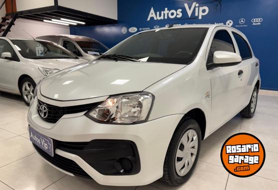 Autos - Toyota ETIOS X 2023 Nafta 19800Km - En Venta