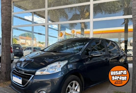 Autos - Peugeot 208 2016 Nafta 105000Km - En Venta