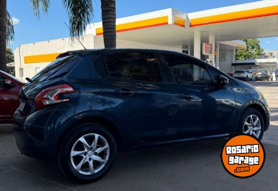 Autos - Peugeot 208 2016 Nafta 105000Km - En Venta