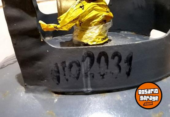 Hogar - ENVASE DE GARRFA DE 15 K HABILITADA CON VENCIMIENTO ESTA . 2031.. IMPECABLE - En Venta