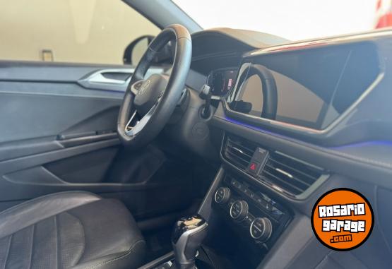 Autos - Volkswagen Taos Highline 2021 Nafta 108000Km - En Venta