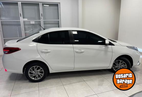 Autos - Toyota YARIS XLS 2023 Nafta 33000Km - En Venta