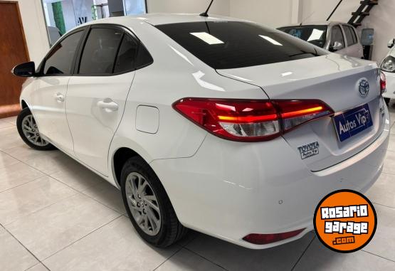 Autos - Toyota YARIS XLS 2023 Nafta 33000Km - En Venta