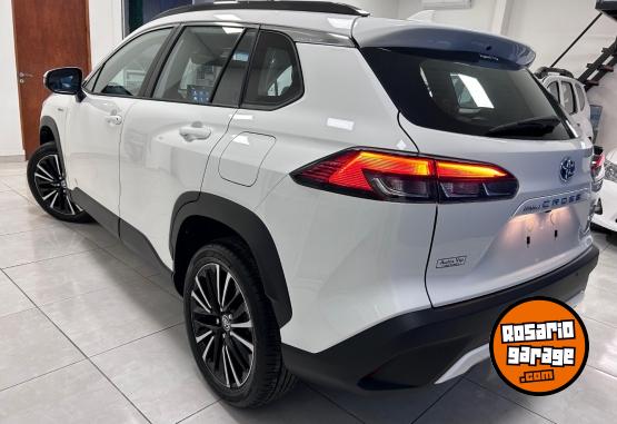 Autos - Toyota COROLLA CROSS SEG 1.8 HV 2025 Electrico / Hibrido 0Km - En Venta