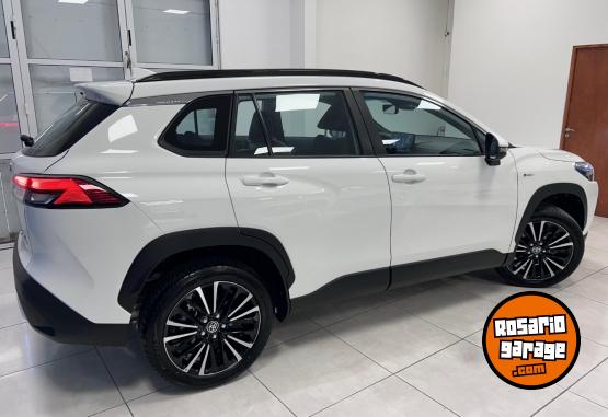 Autos - Toyota COROLLA CROSS SEG 1.8 HV 2025 Electrico / Hibrido 0Km - En Venta