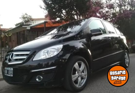 Autos - Mercedes Benz B180 2011 Nafta 145000Km - En Venta