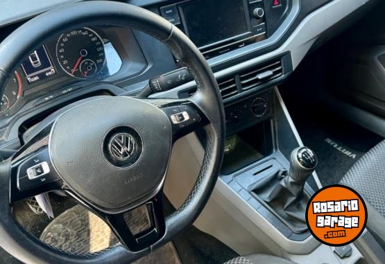 Autos - Volkswagen Virtus 2018 Nafta 110000Km - En Venta