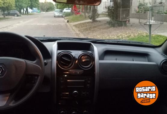 Camionetas - Renault Oroch Dinamique 2017 GNC 158000Km - En Venta