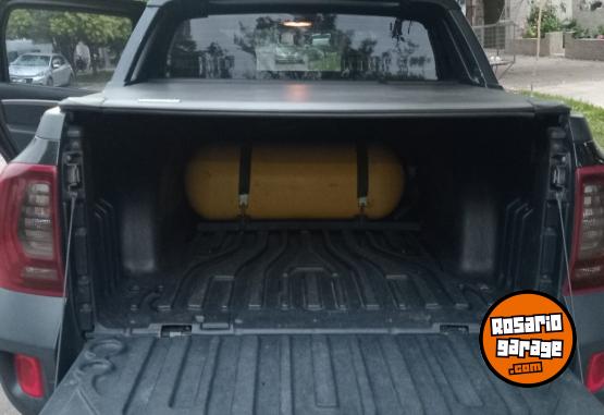 Camionetas - Renault Oroch Dinamique 2017 GNC 158000Km - En Venta