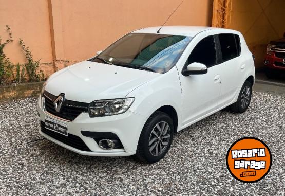 Autos - Renault Sandero Intence 2022 Nafta 40000Km - En Venta