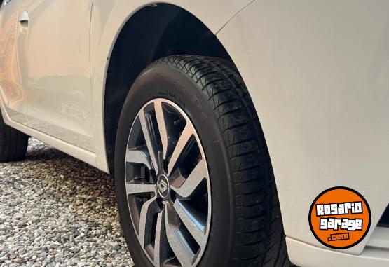 Autos - Renault Sandero Intence 2022 Nafta 40000Km - En Venta