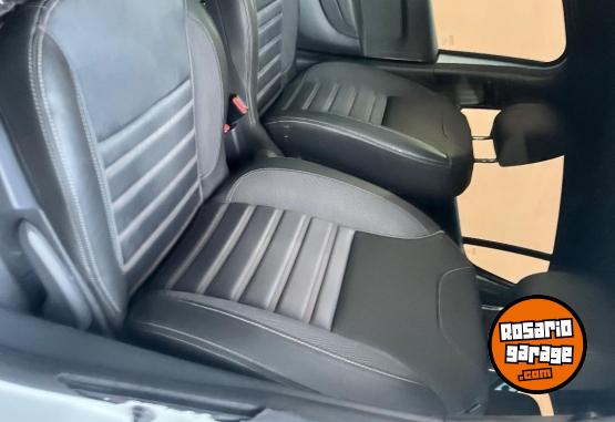 Autos - Renault Sandero Intence 2022 Nafta 40000Km - En Venta