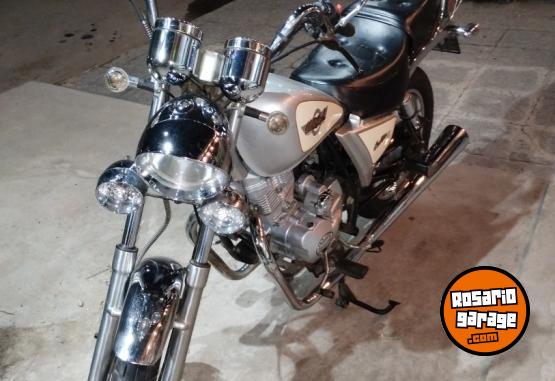 Motos - Motomel Custom 150 2006 Nafta 2700Km - En Venta