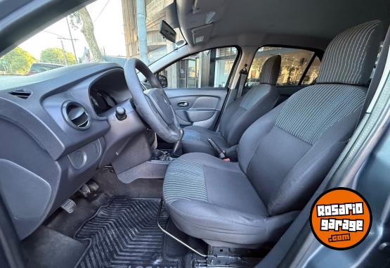 Autos - Renault Logan 2017 GNC  - En Venta