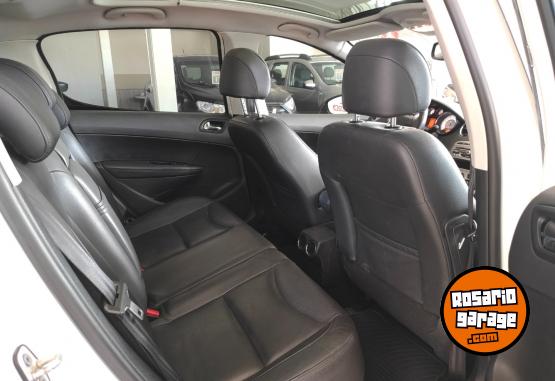 Autos - Peugeot 207 2015 Nafta 91200Km - En Venta