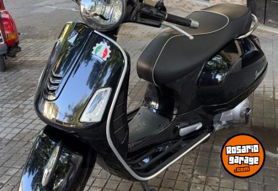 Motos - Vespa Vespa Gts 300 super 2018 Nafta 11000Km - En Venta