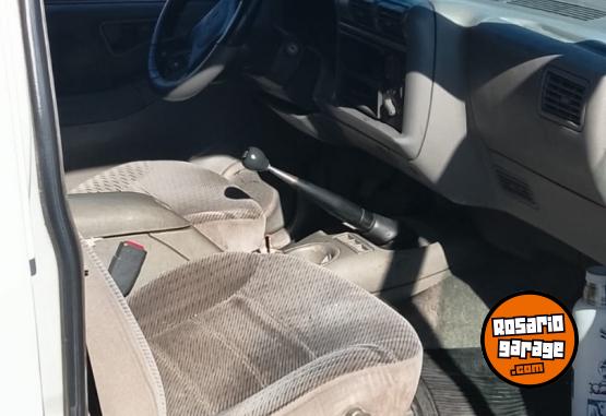 Camionetas - Chevrolet Blazer dlx turbo diesel 1998 Diesel 300000Km - En Venta