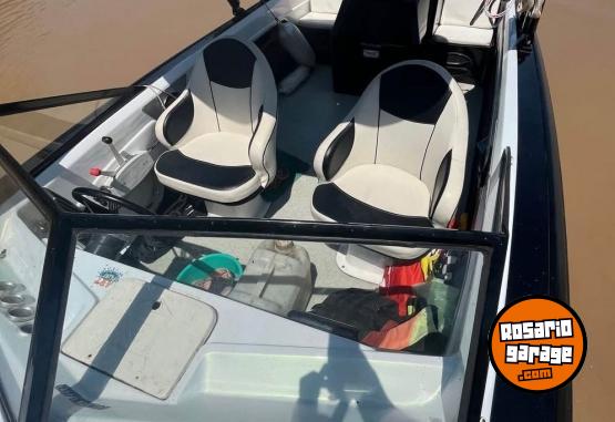 Embarcaciones - Hermosa asepto permuta permuta - En Venta