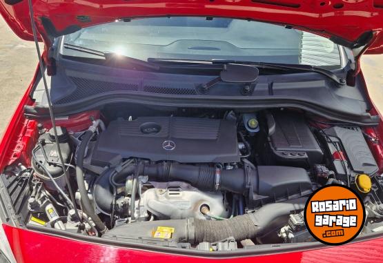 Autos - Mercedes Benz B200 2013 Nafta 75120Km - En Venta