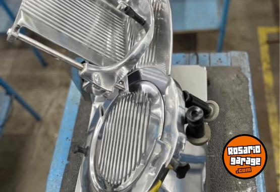 Otros - CORTADORA DE FIAMBRE - En Venta