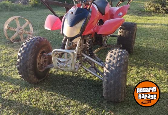 Cuatris y UTVs - Motomel Lynx 110 2010  111111Km - En Venta