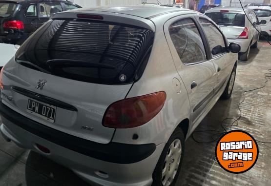 Autos - Peugeot 206 2012 GNC 107000Km - En Venta