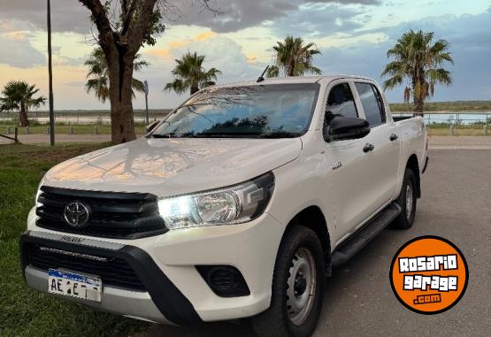 Camionetas - Toyota Hilux 2020 Diesel 220000Km - En Venta