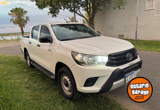 Camionetas - Toyota Hilux 2020 Diesel 220000Km - En Venta