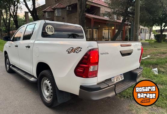 Camionetas - Toyota Hilux 2020 Diesel 220000Km - En Venta