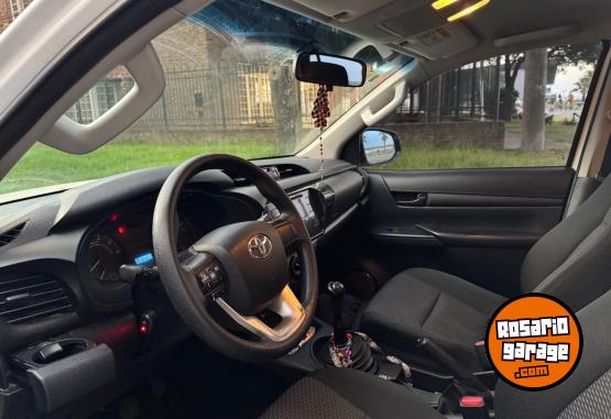 Camionetas - Toyota Hilux 2020 Diesel 220000Km - En Venta