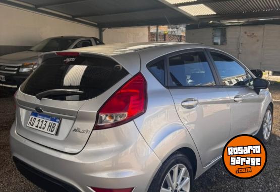 Autos - Ford Fiesta SE Plus Powershift 2018 Nafta 102000Km - En Venta
