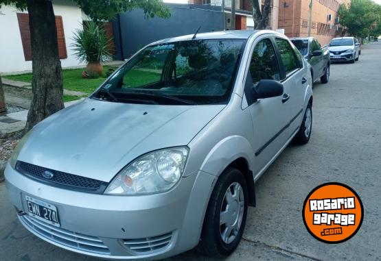 Autos - Ford Fiesta max ambiente 1.6 2005 Nafta 148000Km - En Venta