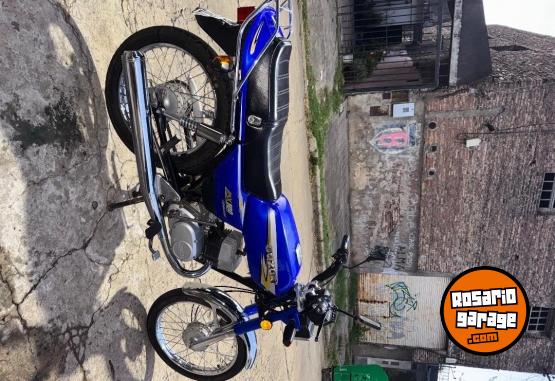 Motos - Suzuki Ax100 2017 Nafta 10000Km - En Venta