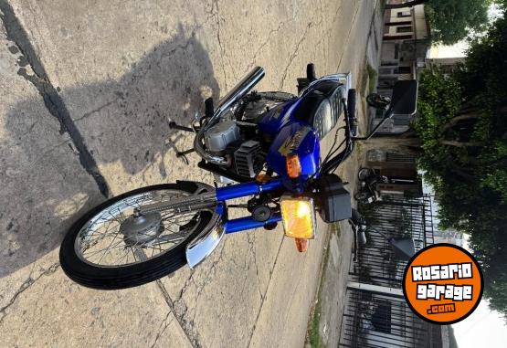 Motos - Suzuki Ax100 2017 Nafta 10000Km - En Venta