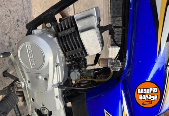 Motos - Suzuki Ax100 2017 Nafta 10000Km - En Venta