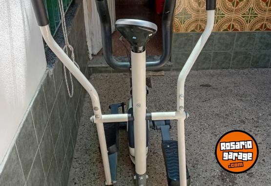 Deportes - Máquina Escaladora con panel digital, perfecta - En Venta