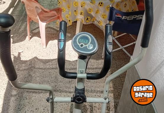 Deportes - Máquina Escaladora con panel digital, perfecta - En Venta