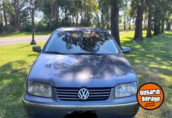 Autos - Volkswagen Bora 1.8T Highline cuero 2007 Nafta 245000Km - En Venta