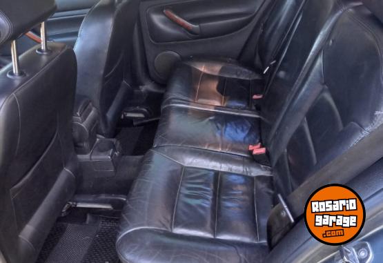 Autos - Volkswagen Bora 1.8T Highline cuero 2007 Nafta 245000Km - En Venta