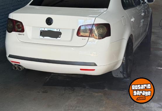 Autos - Volkswagen Vento 2010 Nafta 230000Km - En Venta