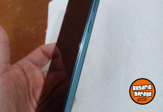 Telefon�a - Liquido moto E13 64 GB Libre nuevo con cargador y funda 3 meses de uso - En Venta