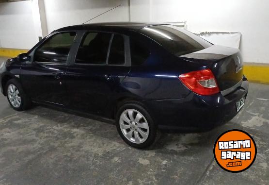Autos - Renault Symbol 2011 Nafta 134000Km - En Venta