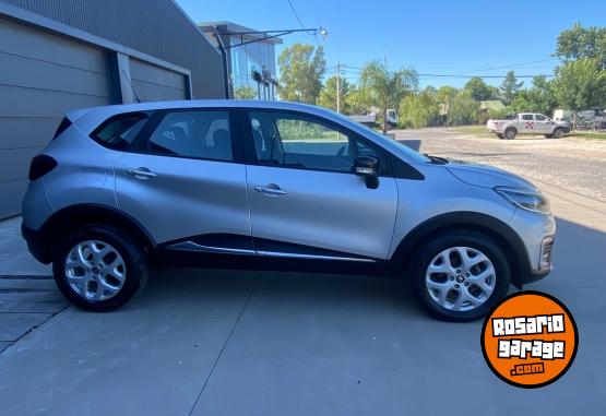Autos - Renault Captur Zen 2.0 2017 Nafta 77000Km - En Venta
