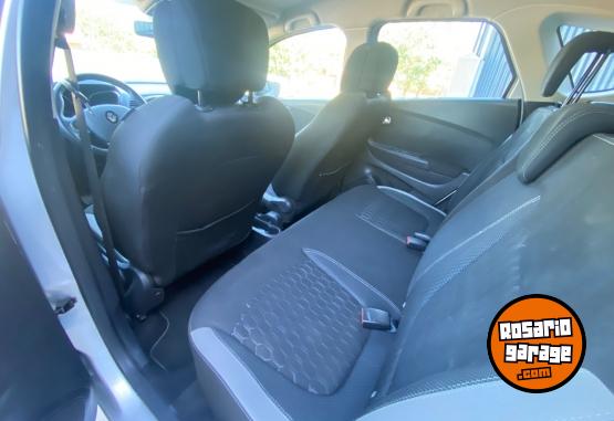 Autos - Renault Captur Zen 2.0 2017 Nafta 77000Km - En Venta